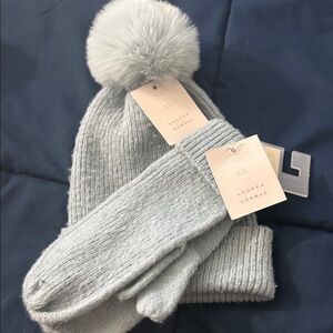 LC Lauren Conrad Light Blue Mittens